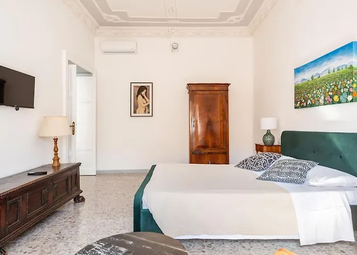 Apartment Rhome Elegant Rom