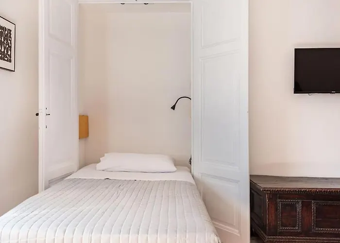 Apartment Rhome Elegant Rom
