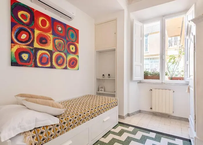 Rhome Elegant Apartment