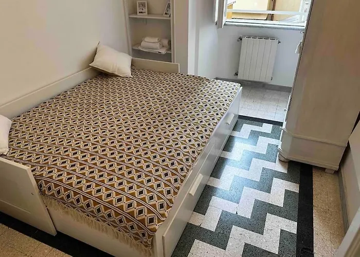 Rhome Elegant